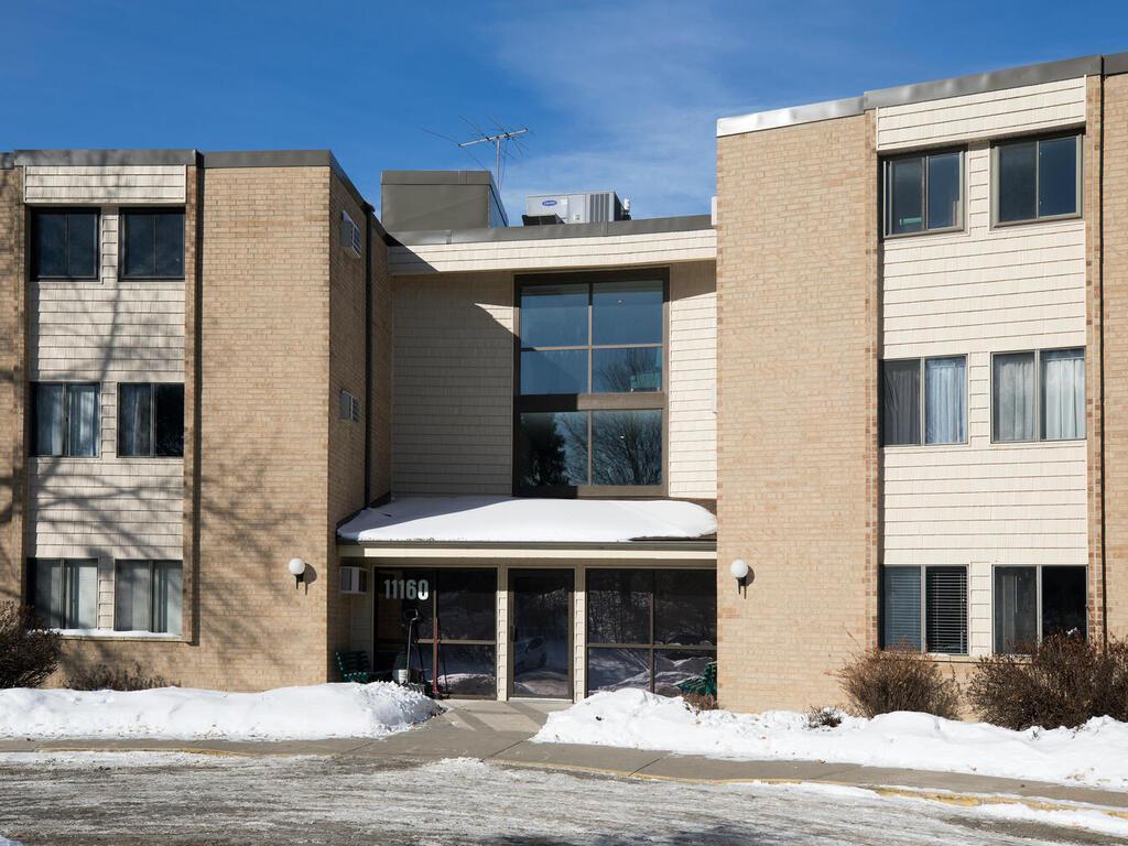 11160 Anderson Lakes Parkway 212, Eden Prairie, MN 55344 MLS