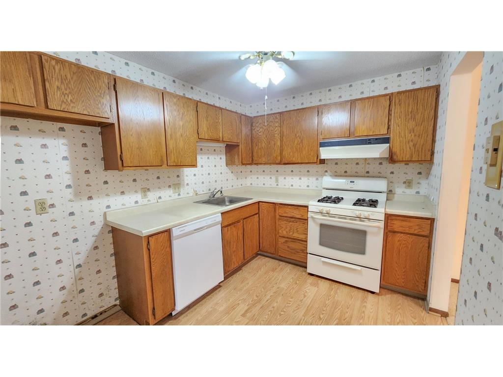 11160 Anderson Lakes Parkway #313 Eden Prairie MN 55344 6626150 image24