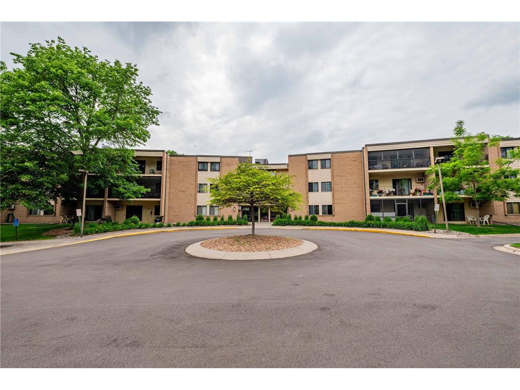11160 Anderson Lakes Parkway #315 Eden Prairie MN 55344 6728037 image1