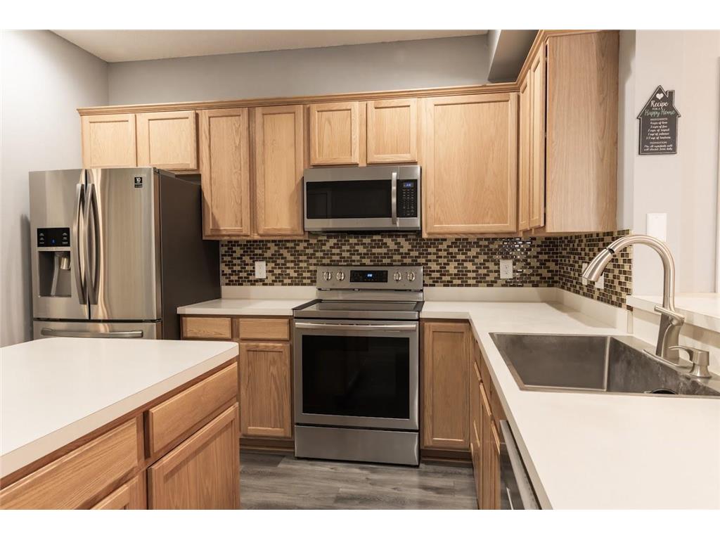 11162 Aberdeen Street NE #G Blaine MN 55449 6442838 image1