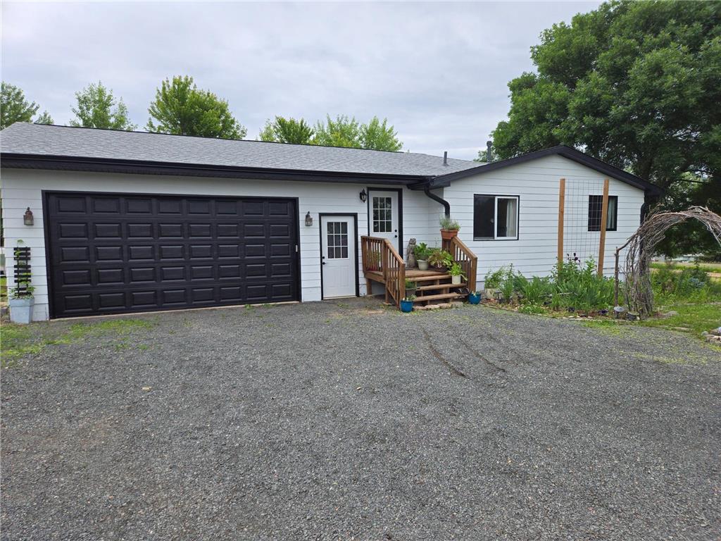 11163 N Frontage Road Pine City MN 55063 - Pokegema 6554692 image1