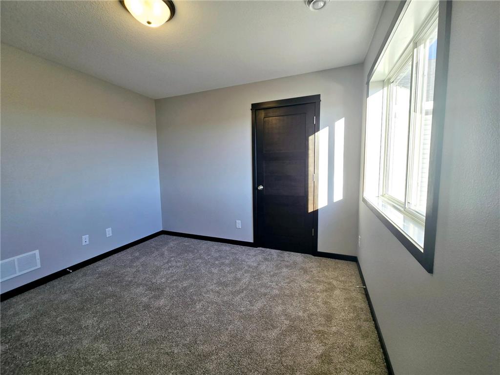 1117 8th Avenue SE Waseca MN 56093 7091001 image11