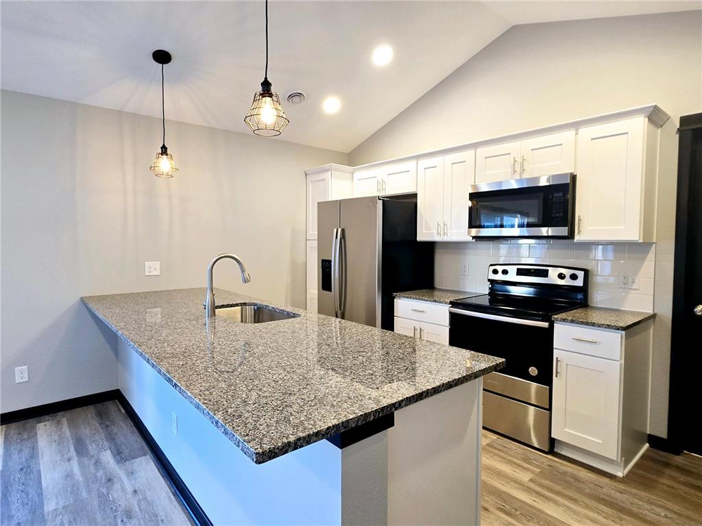 1117 8th Avenue SE Waseca MN 56093 7091001 image4