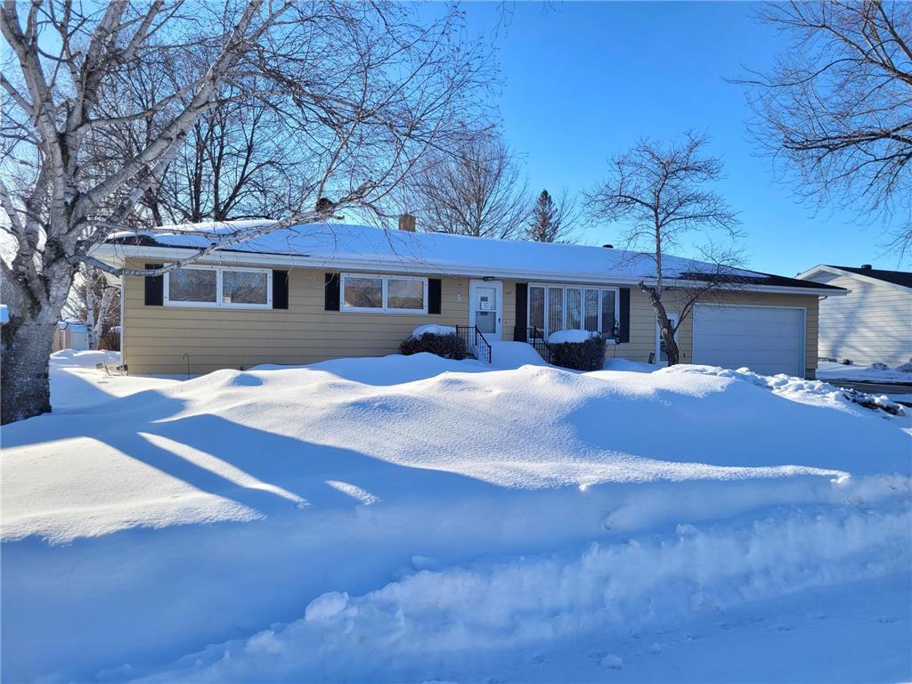 1117 Duluth Avenue N Thief River Falls MN 56701 6342382 image1