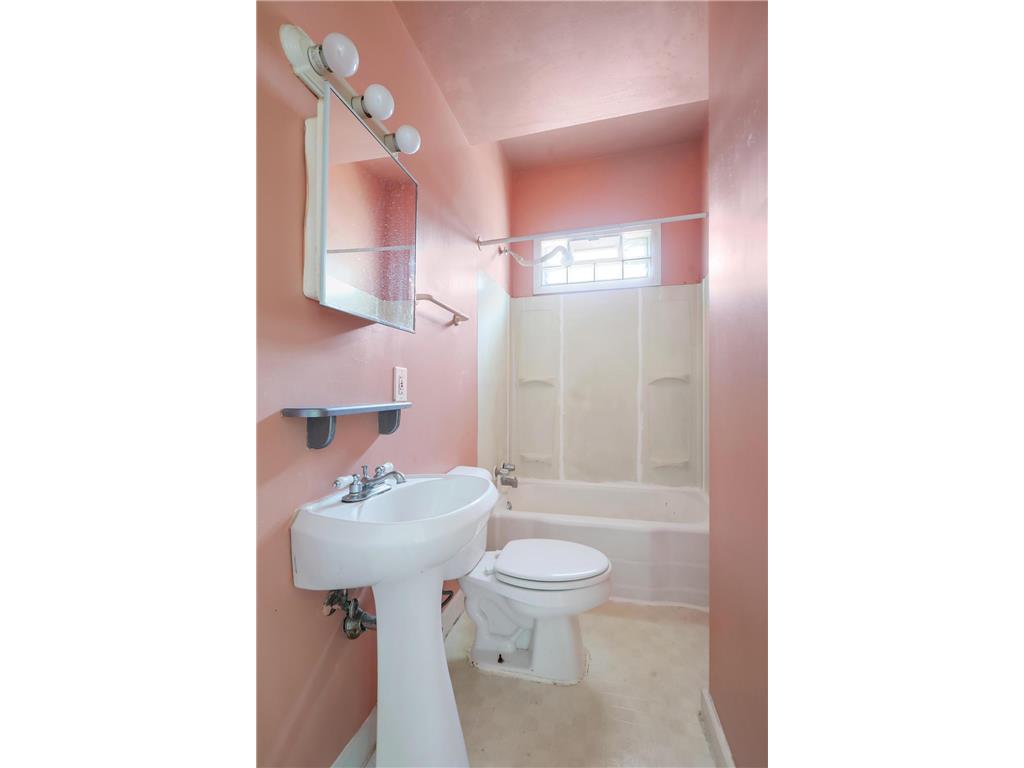 1117 E 31st Street Minneapolis MN 55407 7019304 image42