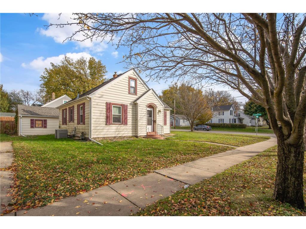 1117 Frank Avenue Albert Lea MN 56007 7021523 image18