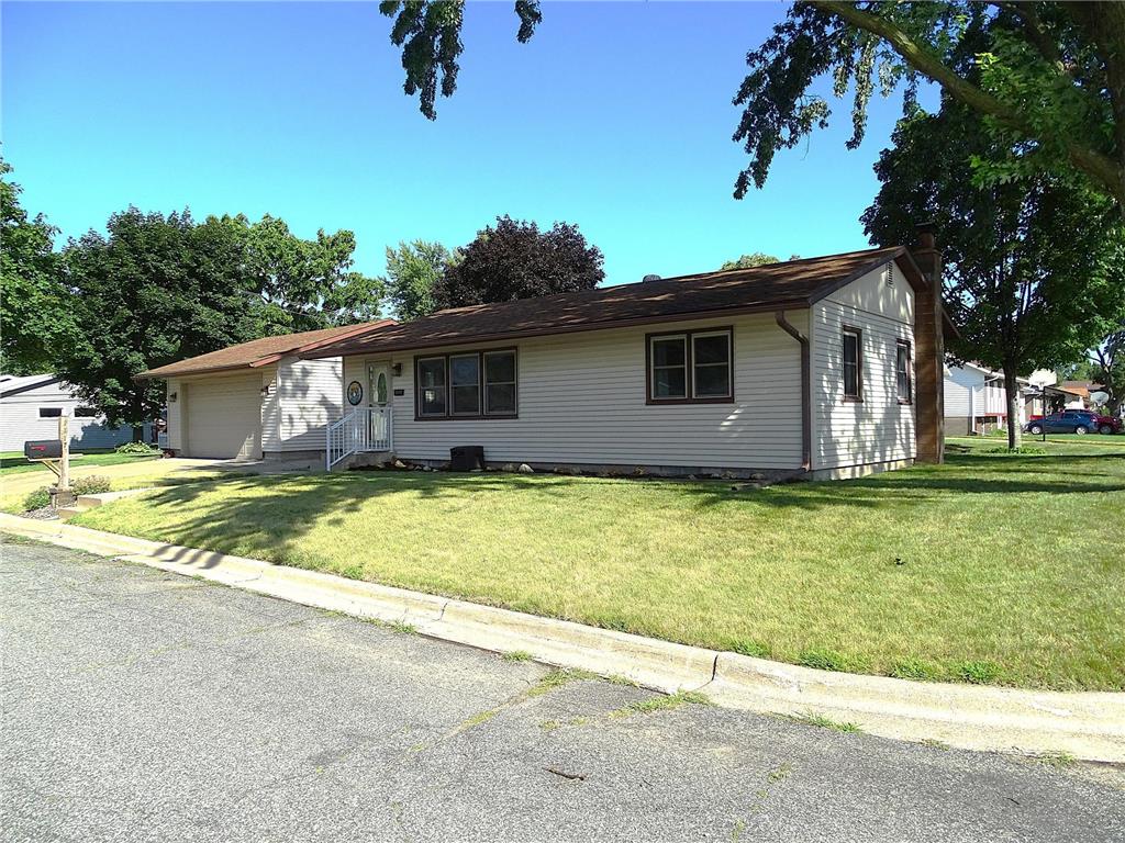 1117 Lake Street Onalaska WI 54650 6580721 image1