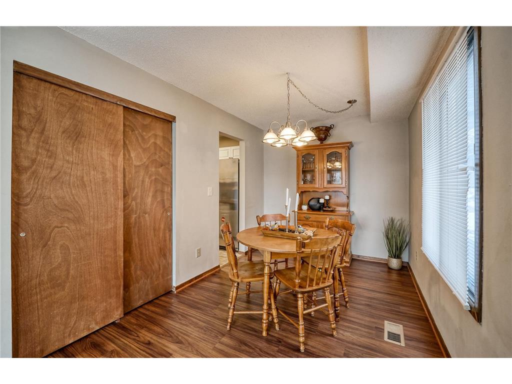 1117 Trailwood S Hopkins MN 55343 7013789 image10