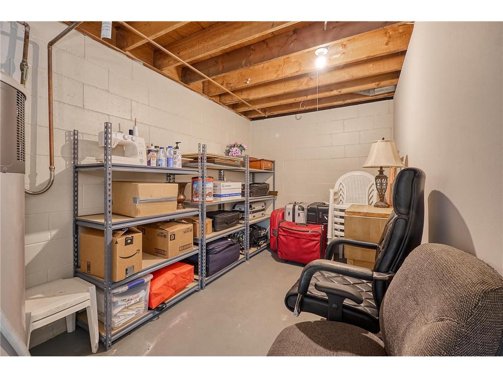 1117 Trailwood S Hopkins MN 55343 7013789 image23