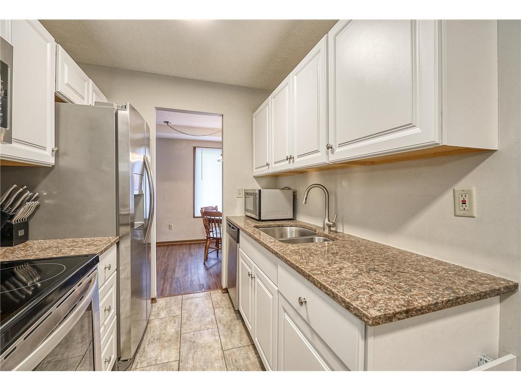 1117 Trailwood S Hopkins MN 55343 7013789 image8