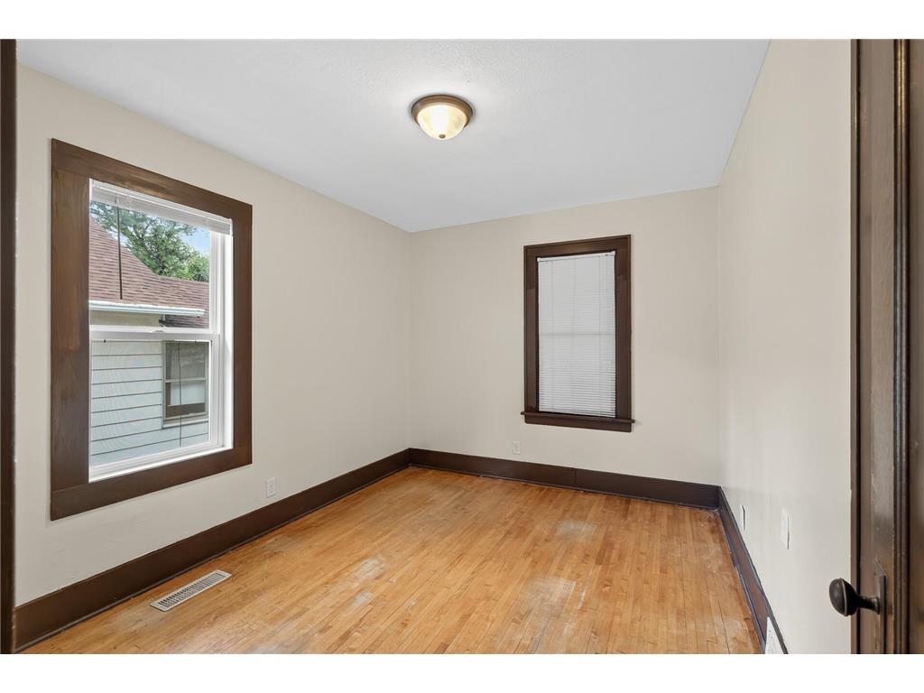 1117 Westminster Street Saint Paul MN 55130 7059528 image16
