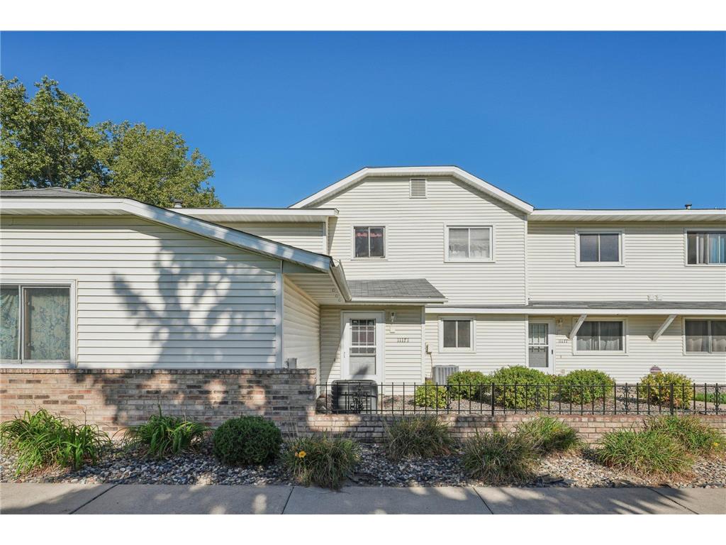 11171 Drake Street NW Coon Rapids MN 55433 6594982 image1