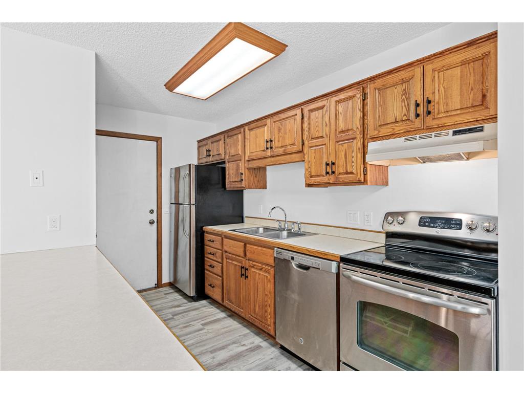 11177 Edgewood Circle N Champlin MN 55316 7070532 image13