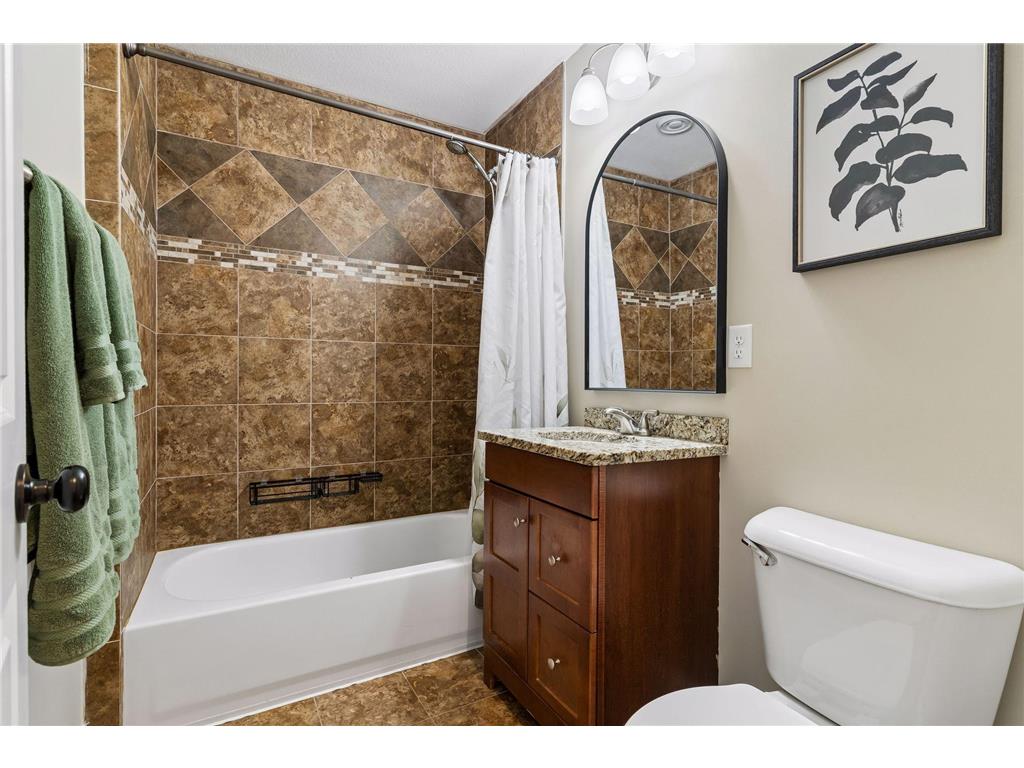 1118 Bowdoin Street Saint Paul MN 55116 7086945 image15