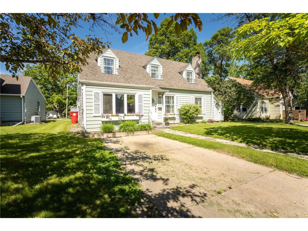 1118 Cedar Street, Alexandria, MN, 56308 MLS 6553352 Edina Realty