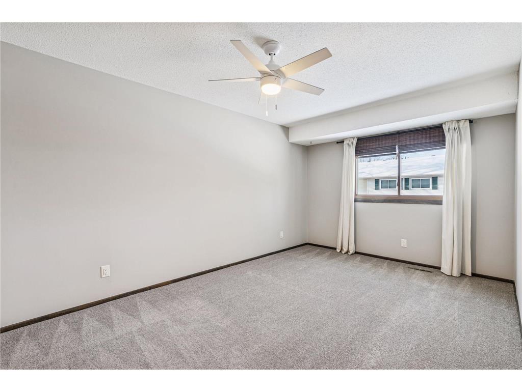 1118 E 145th Street Burnsville MN 55337 6823661 image10