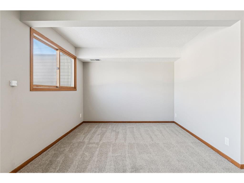 1118 E 145th Street Burnsville MN 55337 6823661 image19