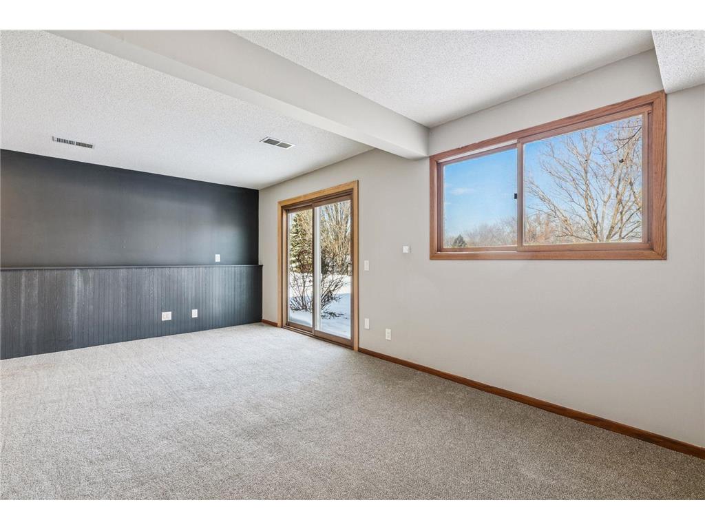 1118 E 145th Street Burnsville MN 55337 6823661 image20