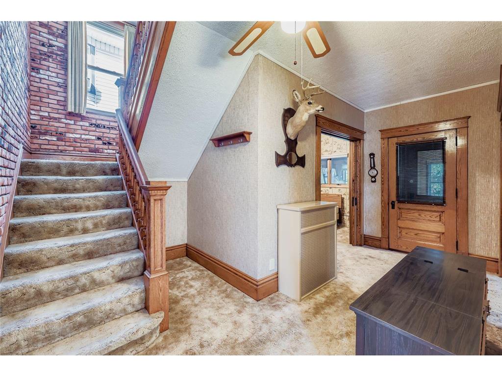 1118 Marshall Avenue Saint Paul MN 55104 7003799 image3