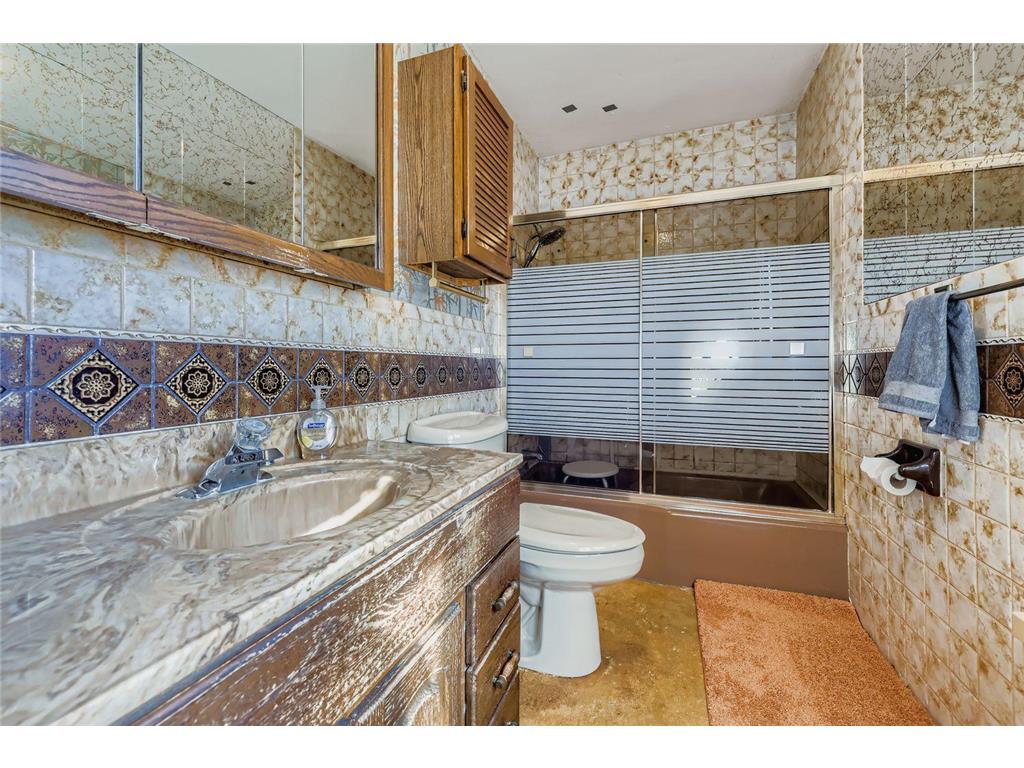 1118 Marshall Avenue Saint Paul MN 55104 7003799 image7