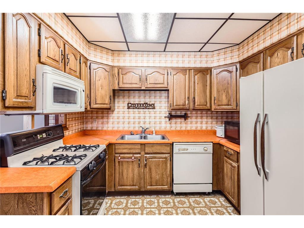 1118 Marshall Avenue Saint Paul MN 55104 7003799 image8