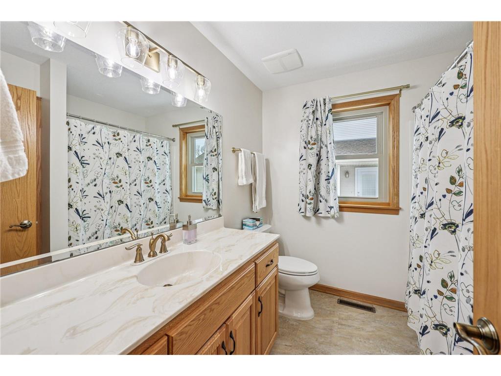 1118 Melody Court NW Isanti MN 55040 7017873 image33