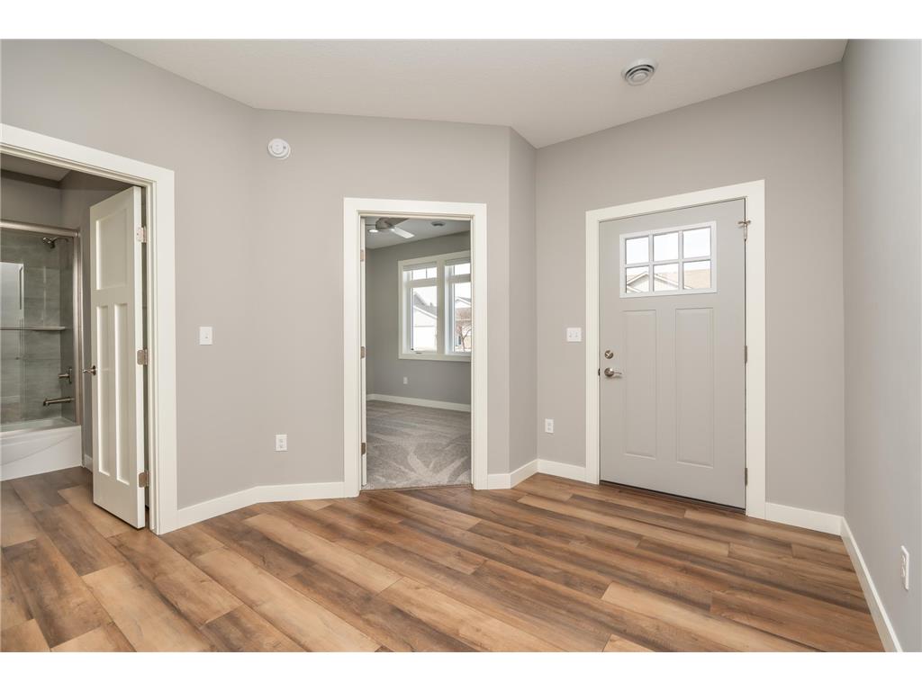 1118 Village Street SE New Prague MN 56071 7069927 image3