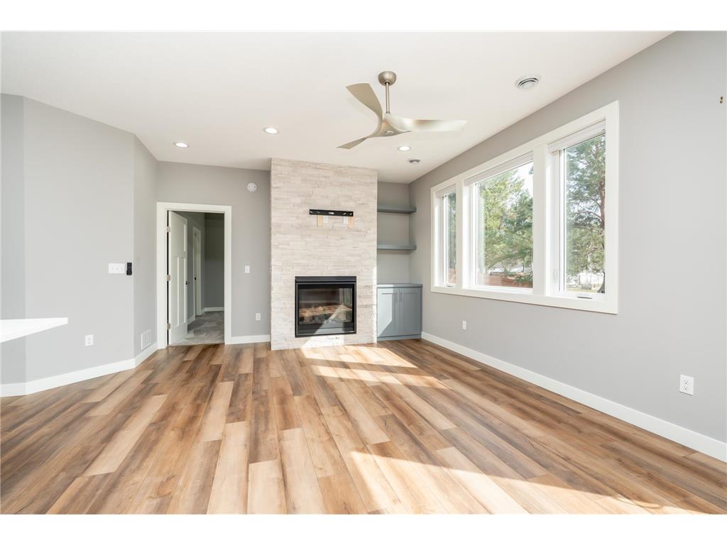 1118 Village Street SE New Prague MN 56071 7069927 image8