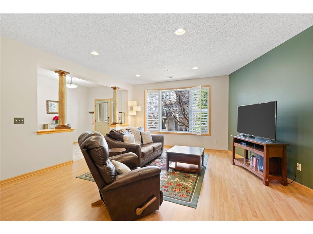 11183 Kinsley Street Eden Prairie MN 55344 6682174 image1