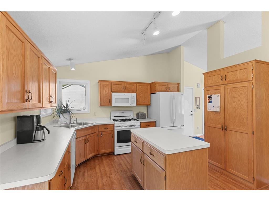 11184 Brenda Boulevard Becker MN 55308 6799884 image11