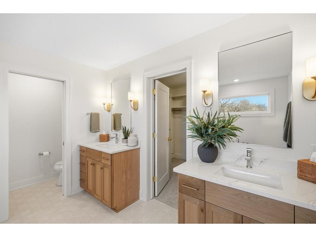 11184 Johnson Ridge Eden Prairie MN 55347 6775367 image20