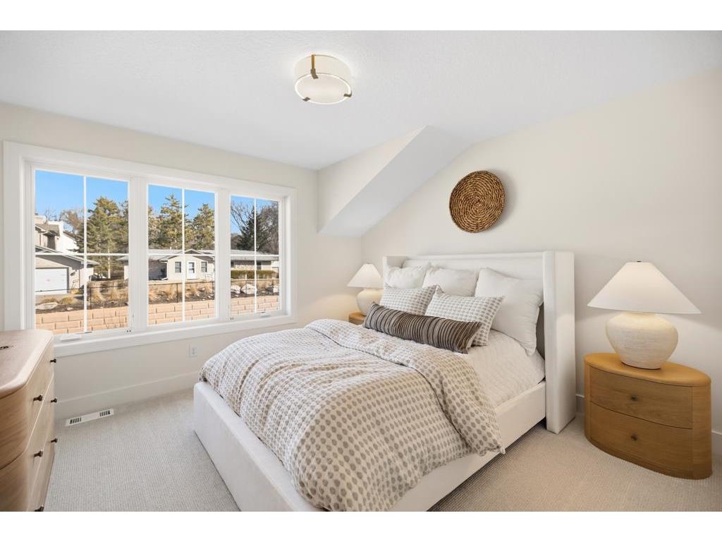 11184 Johnson Ridge Eden Prairie MN 55347 6775367 image29