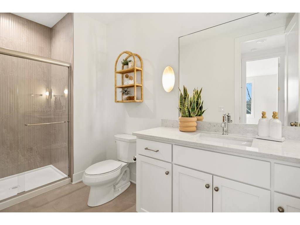 11184 Johnson Ridge Eden Prairie MN 55347 6775367 image46