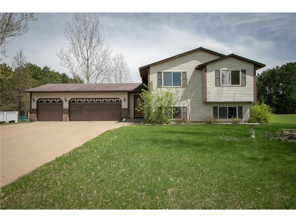 1119 Bear Circle NE, Cambridge, MN 55008 MLS 6195551 Edina Realty