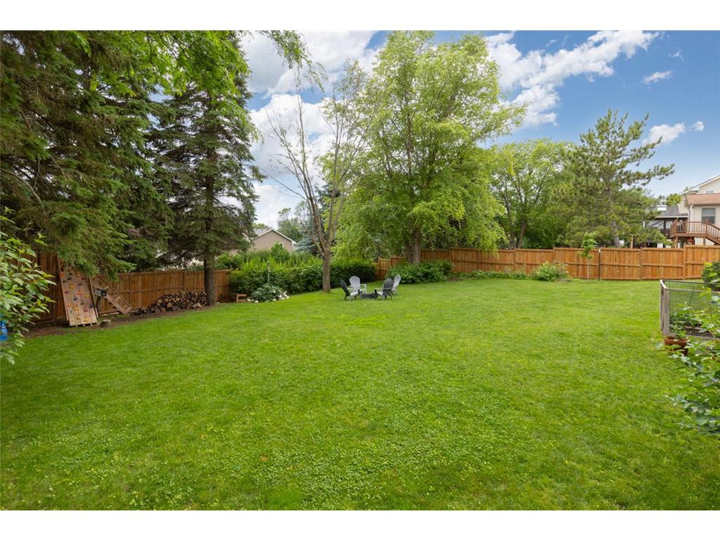 1119 Bluff Pass S Chaska MN 55318 7088642 image47