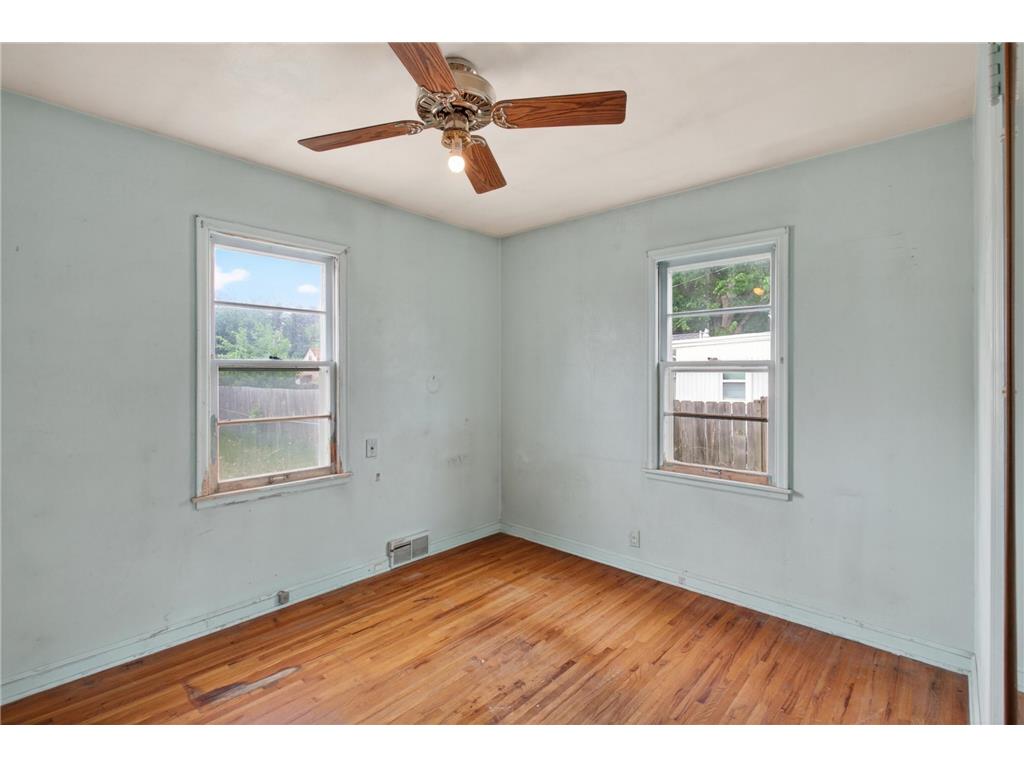 1119 Kingsford Street Saint Paul MN 55106 7068393 image15