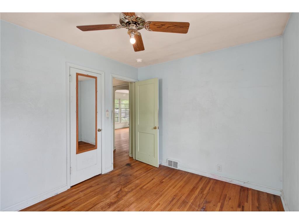 1119 Kingsford Street Saint Paul MN 55106 7068393 image16
