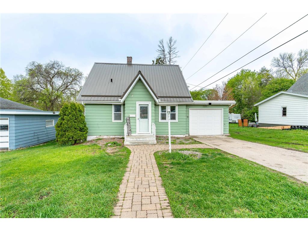 1119 N Lake Street Fergus Falls MN 56537 7076818 image1