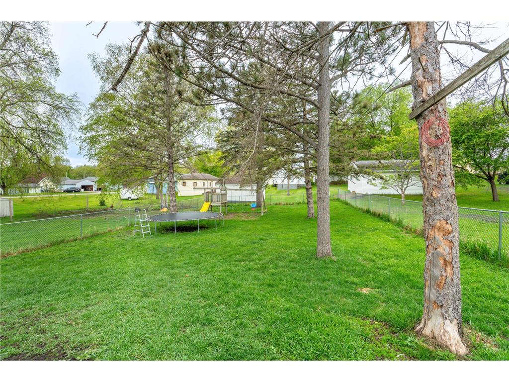 1119 N Lake Street Fergus Falls MN 56537 7076818 image12