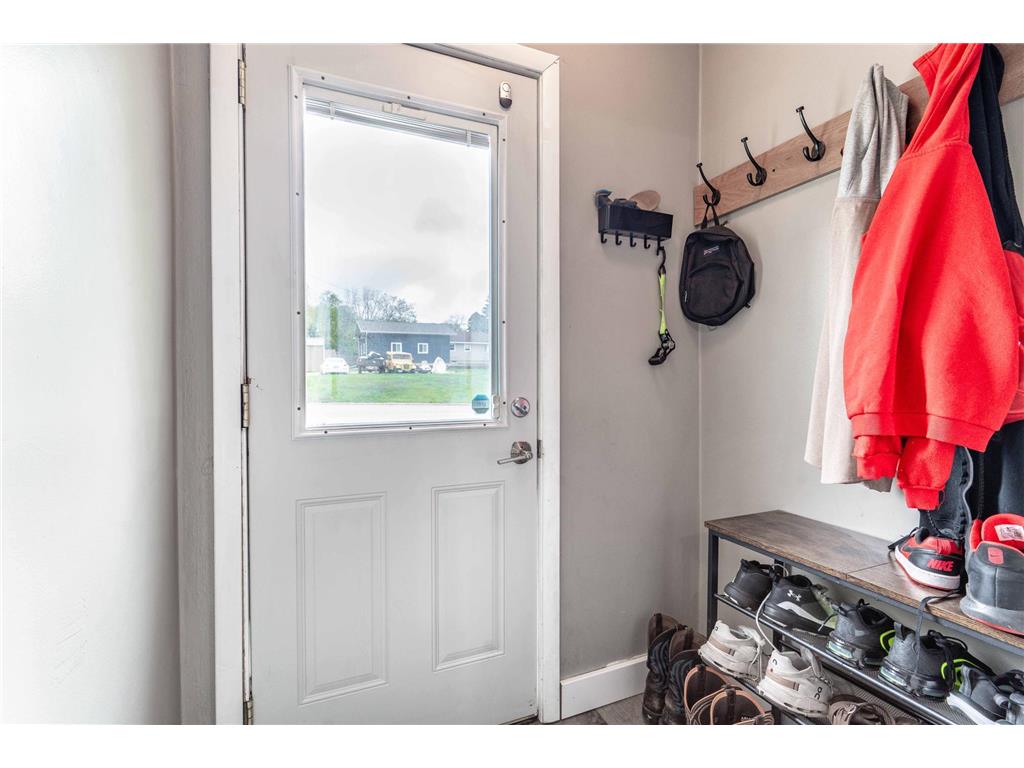 1119 N Lake Street Fergus Falls MN 56537 7076818 image15