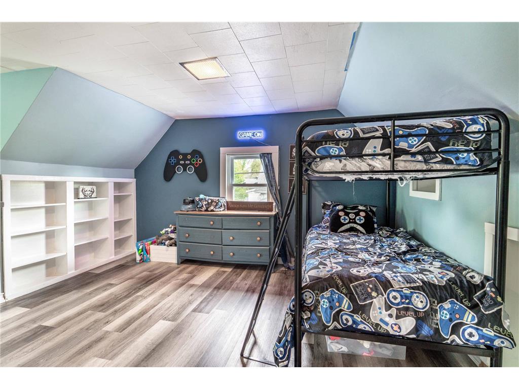 1119 N Lake Street Fergus Falls MN 56537 7076818 image32