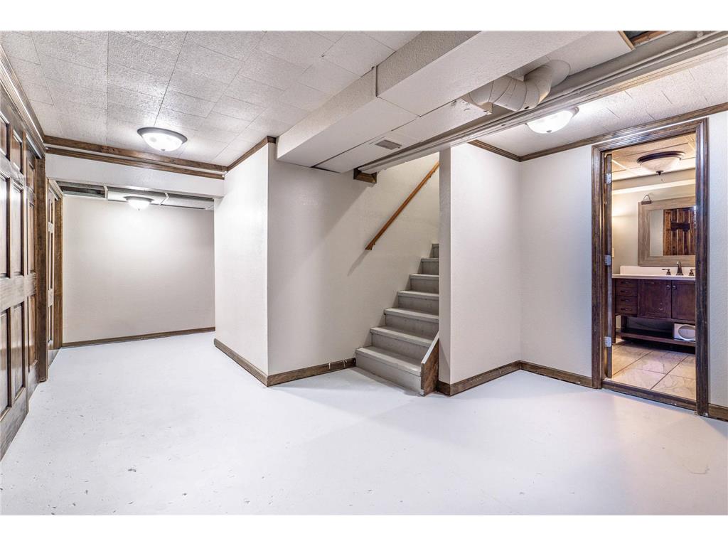 1119 N Lake Street Fergus Falls MN 56537 7076818 image35