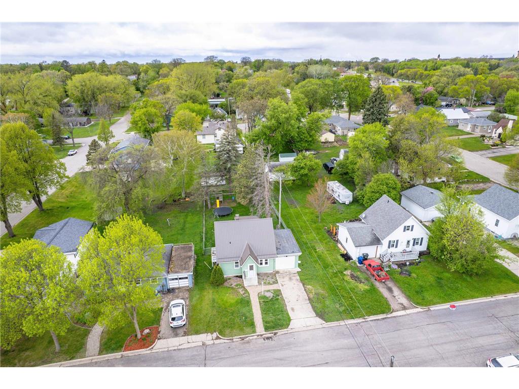 1119 N Lake Street Fergus Falls MN 56537 7076818 image47