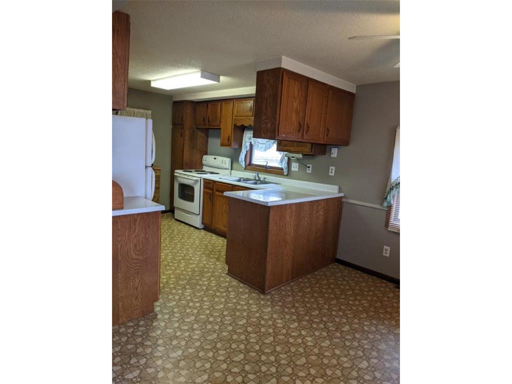 1119 W Front Street Albert Lea MN 56007 7063557 image8