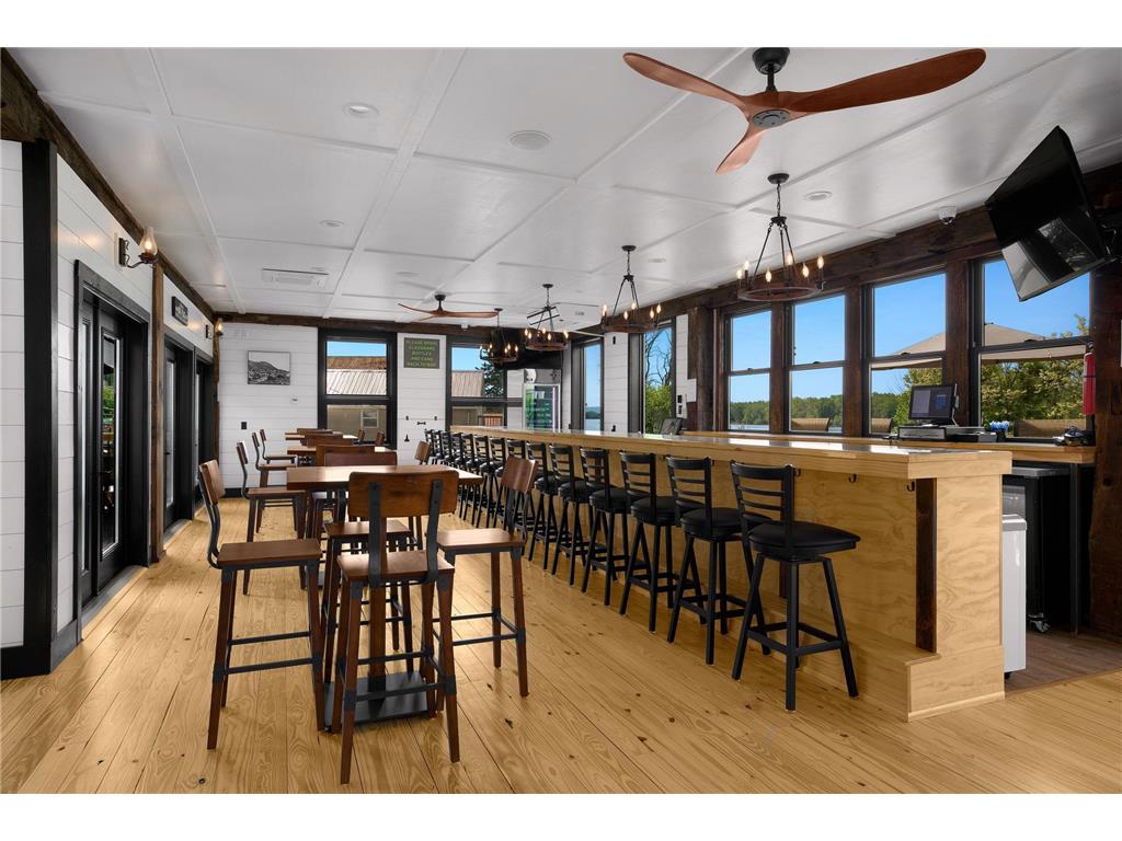 112-115 N Shore Drive Fountain City WI 54629 - Mississippi 6755900 image18