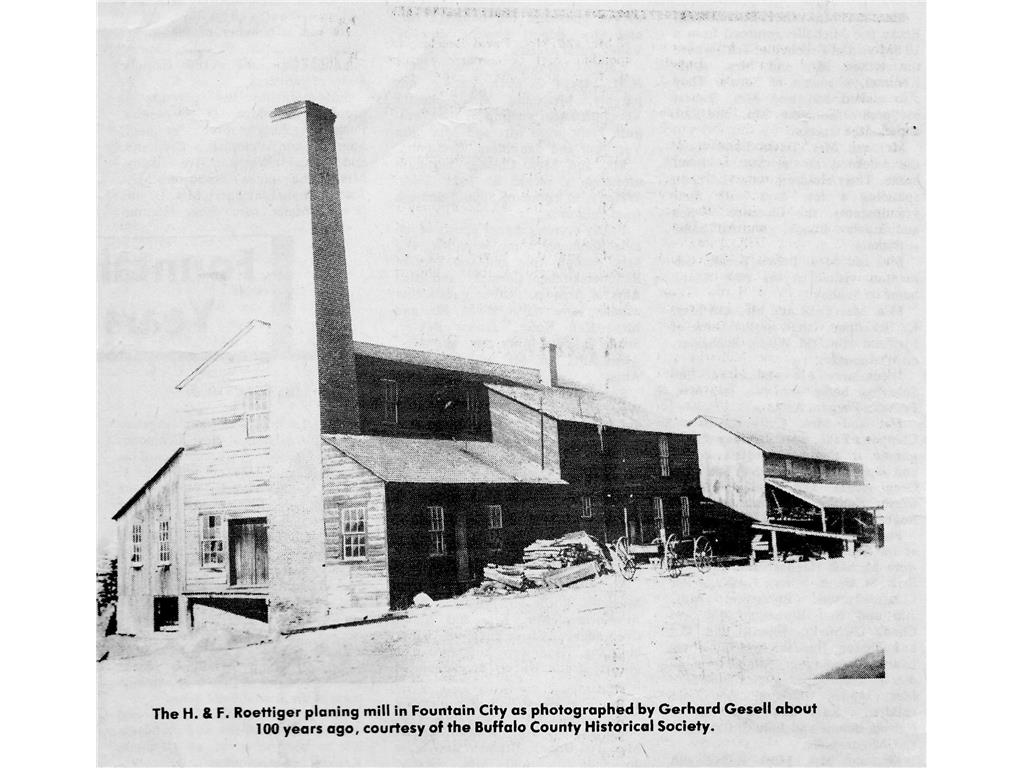 112-115 N Shore Drive Fountain City WI 54629 - Mississippi 6755900 image7