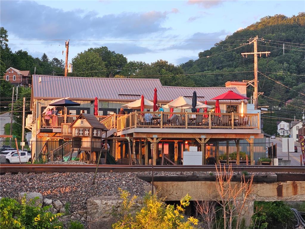 112-115 N Shore Drive Fountain City WI 54629 - Mississippi 6755900 image9