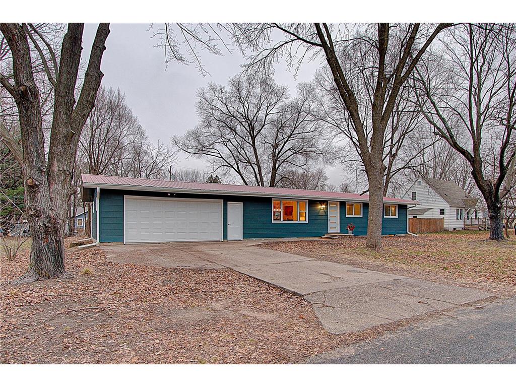 112 16th Street NE Menomonie WI 54751 6473438 image1