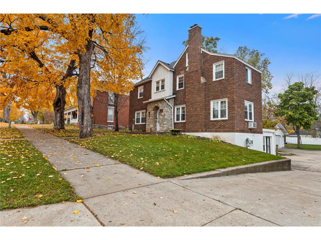 112 2nd Avenue NW Faribault MN 55021 6810773 image2