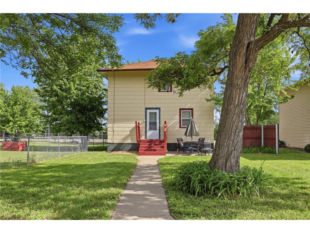 112 3rd Street N Waite Park MN 56387 7056783 image23